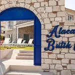 Alacaat Hotel 3*