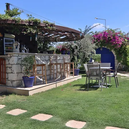 Alacaat Hotel