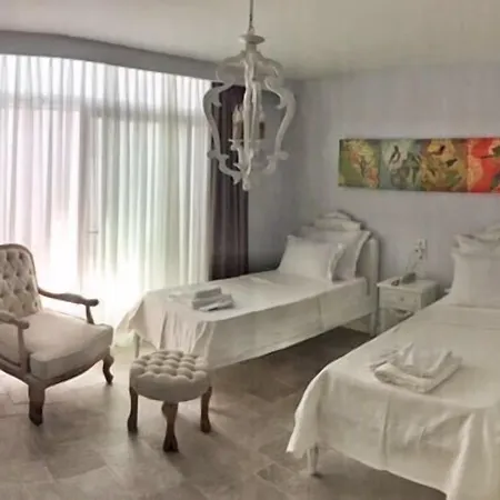 Alacaat Szálloda 3*