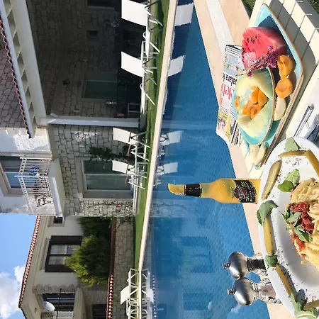 Ξενοδοχείο Alacaat 3*
